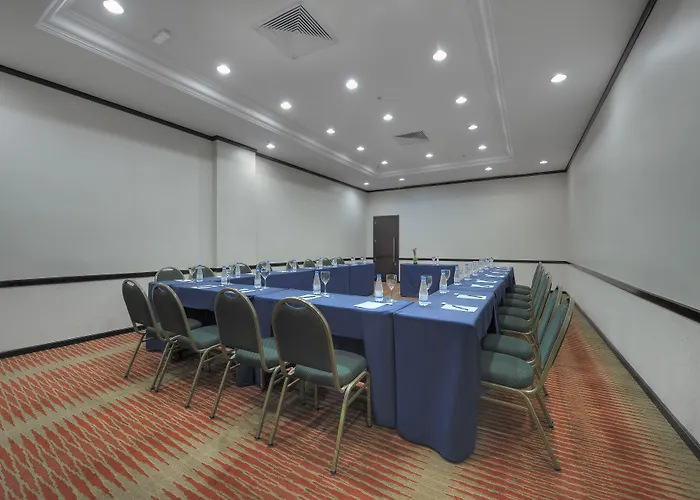 Hotel Deville Prime