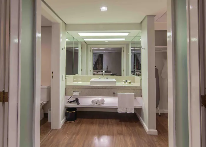 Hotel Deville Prime