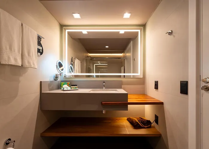 Deville Prime Hotel